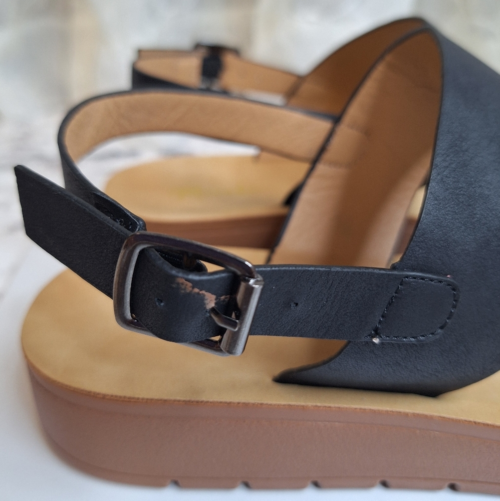 Meraki Strap Black Sandals with Tan Sole And Buckle Clouser Boutique - Picture 6 of 6